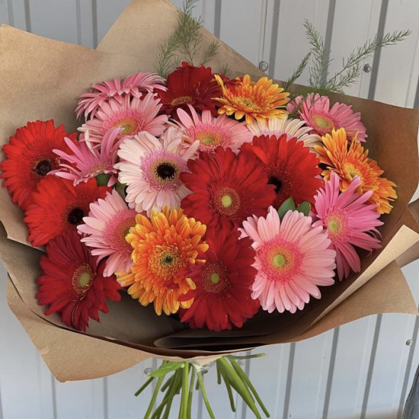 Букет Гербера микс в Партените