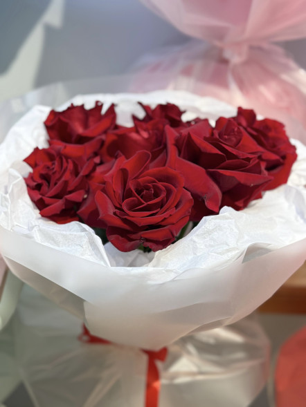 Букет из 5 французских роз в Партените