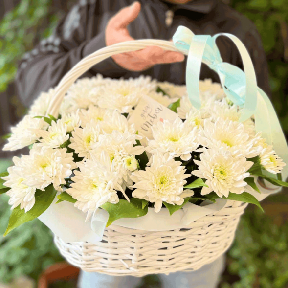 Композиция в корзине &quot;Блеск цветов&quot; в Партените