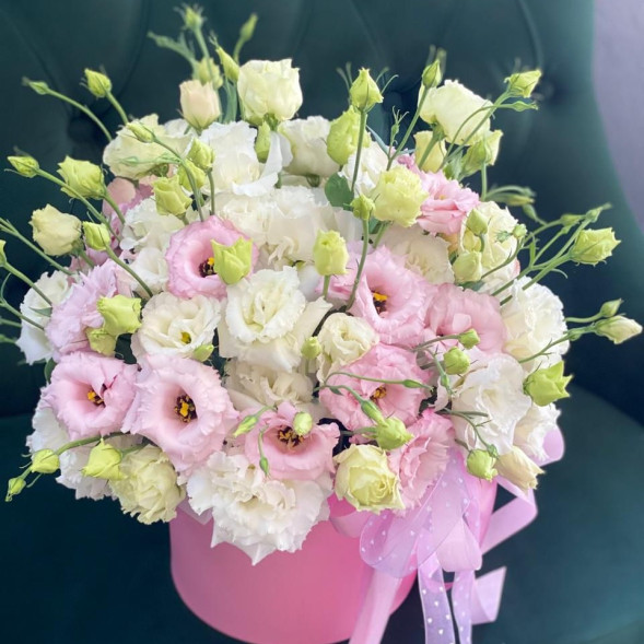 Композиция из эустом Нежное прикосновение в Партените